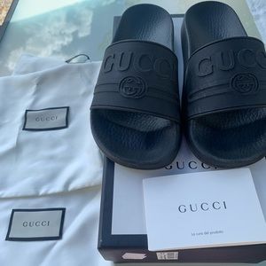 Gucci rubber slides